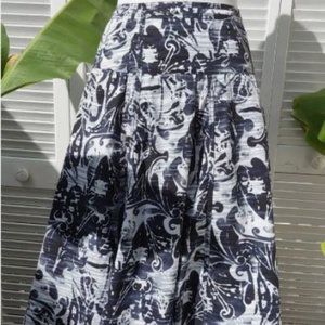 Jones New York Collection Women's 8 Petite Stretch Lined Navy Print Batik Skirt